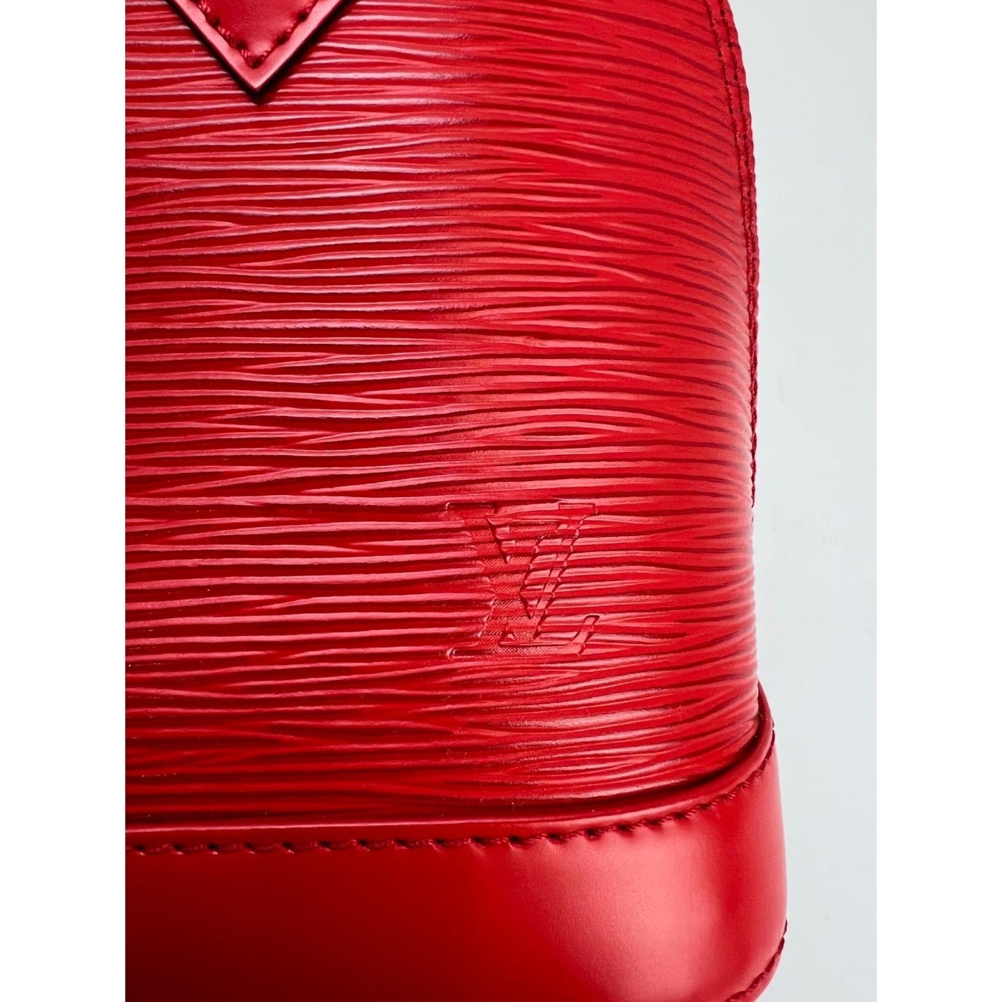 LOUIS VUITTON Alma BB Epi Coquelicot Shoulder Bag Stunning