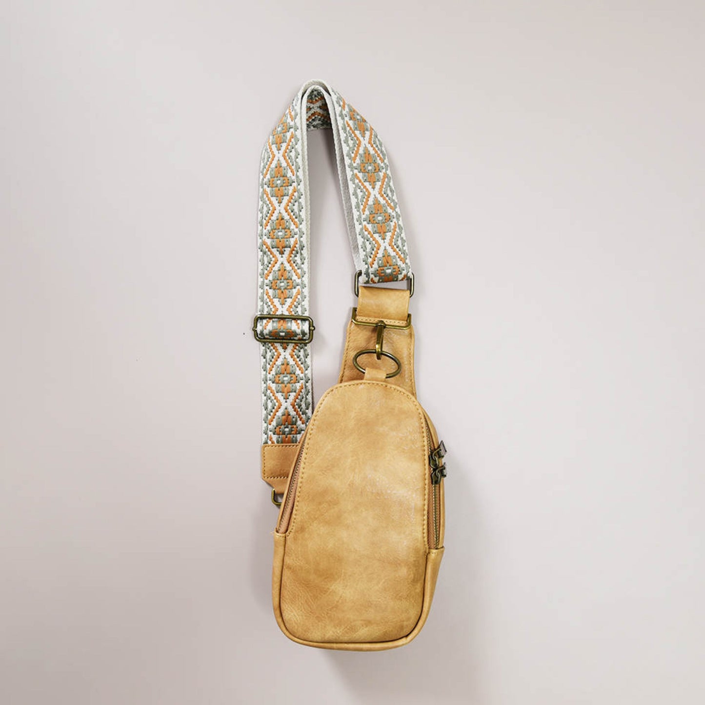 La Isla Sling Bag with Guitar Strap | Brown