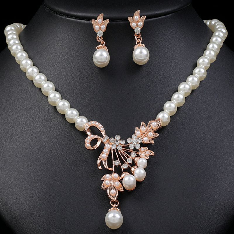 Vintage Pearl Flower Necklace Earrings Set