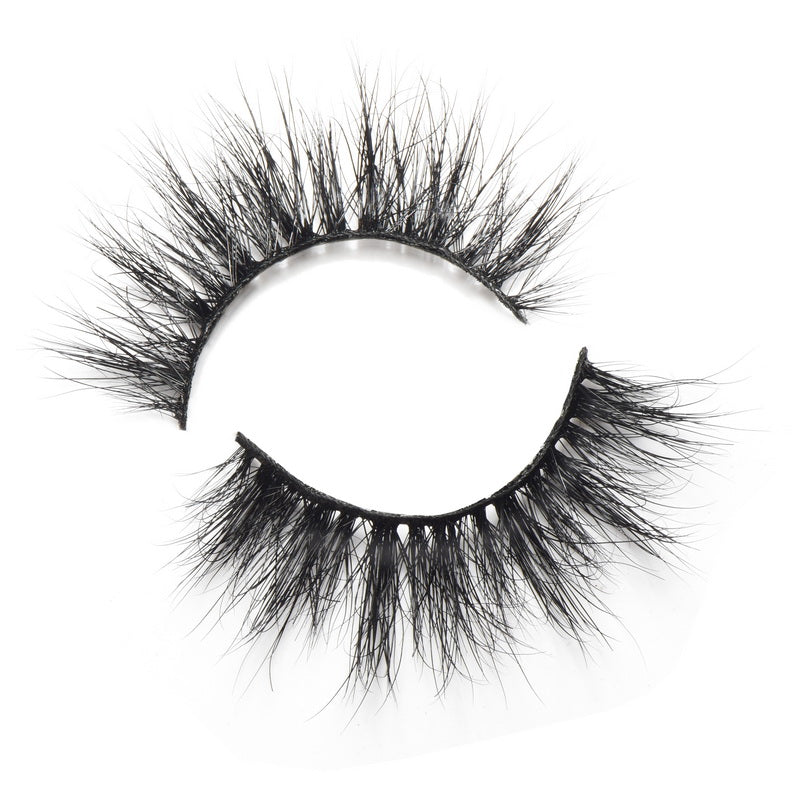"FELISHA" LUXURY MINK LASHES - Handcrafted Soft Glam Inspired by a Daughter Whose Love for Makeup Drives her to Discover the Latest Must-Haves