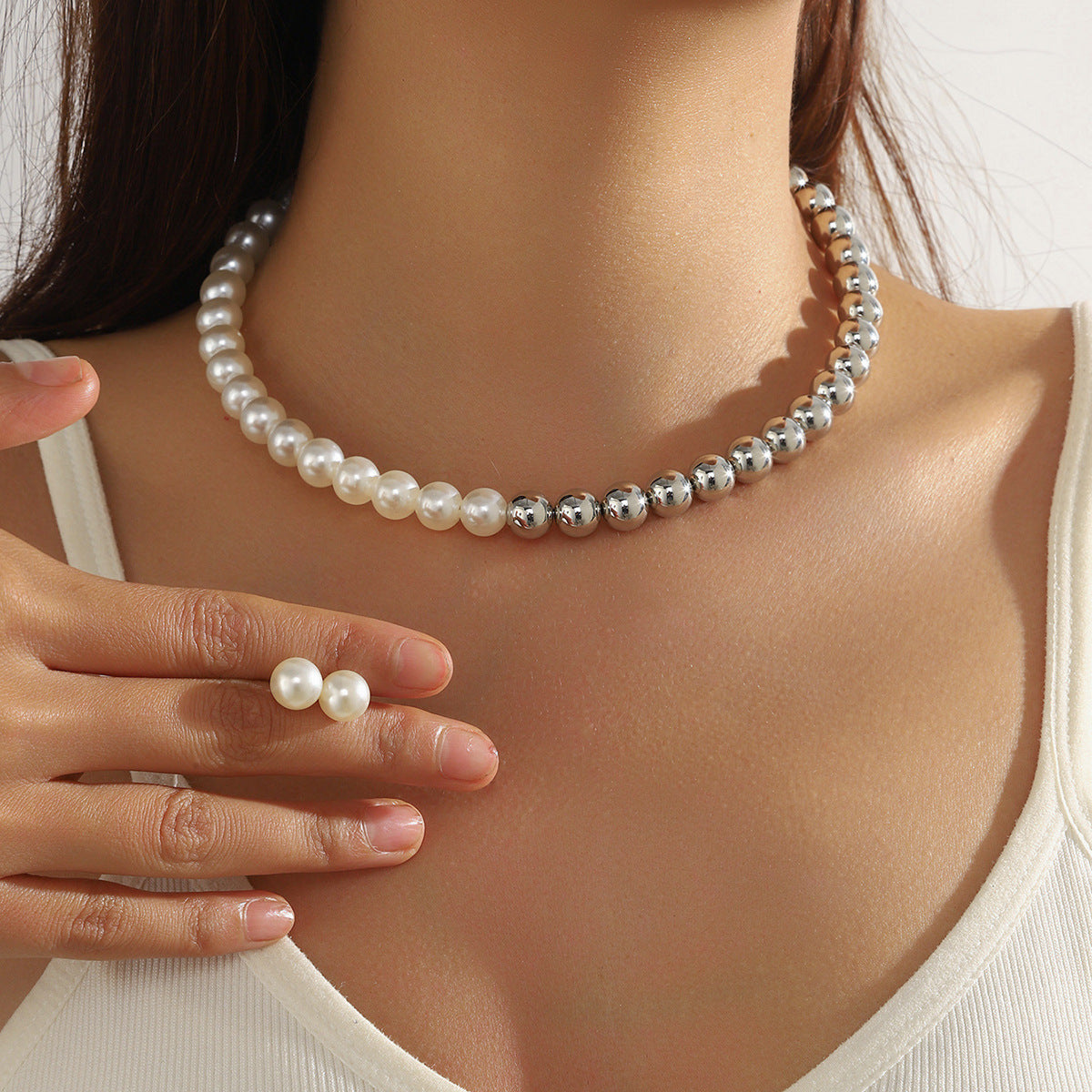 Geometric Round Metallic Beads Choker Necklace Jewelry Set