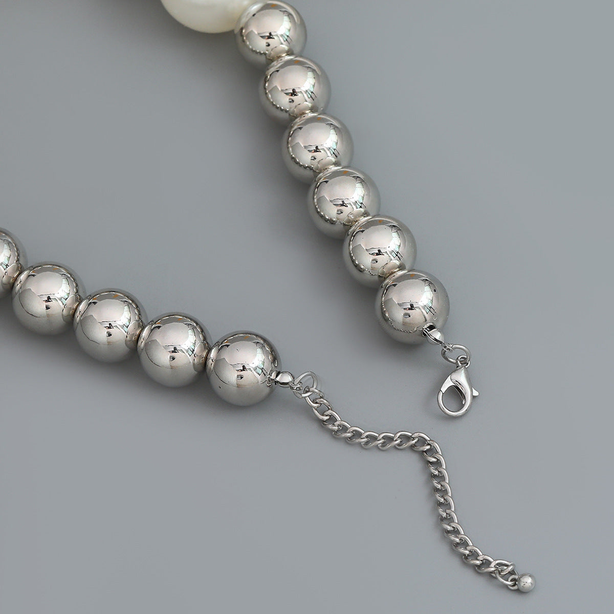 Round Beads Faux Pearl Beaded Necklace