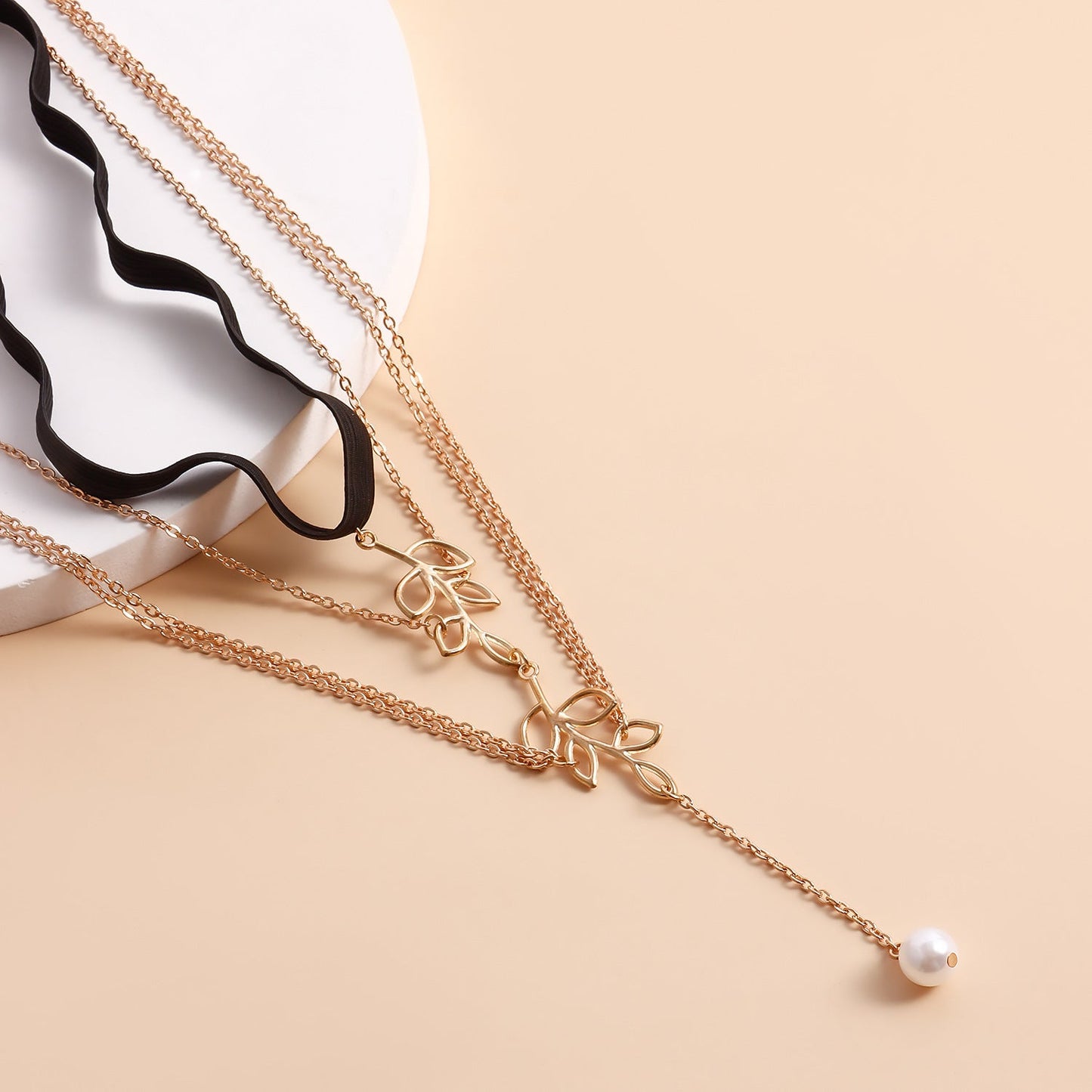 Multi Layer Tassel Pearl Clip Bead Leg Chain