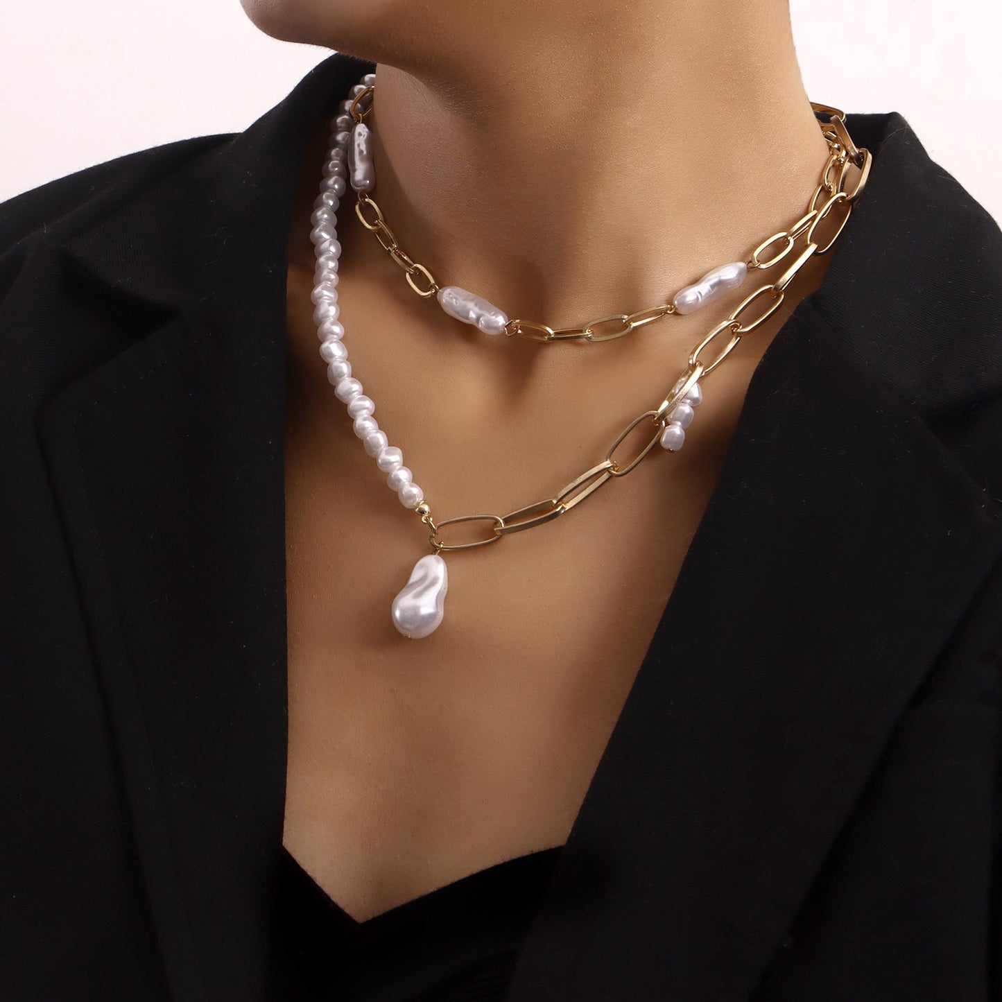 Irregular Imitation Pearl Two Layered Necklaces