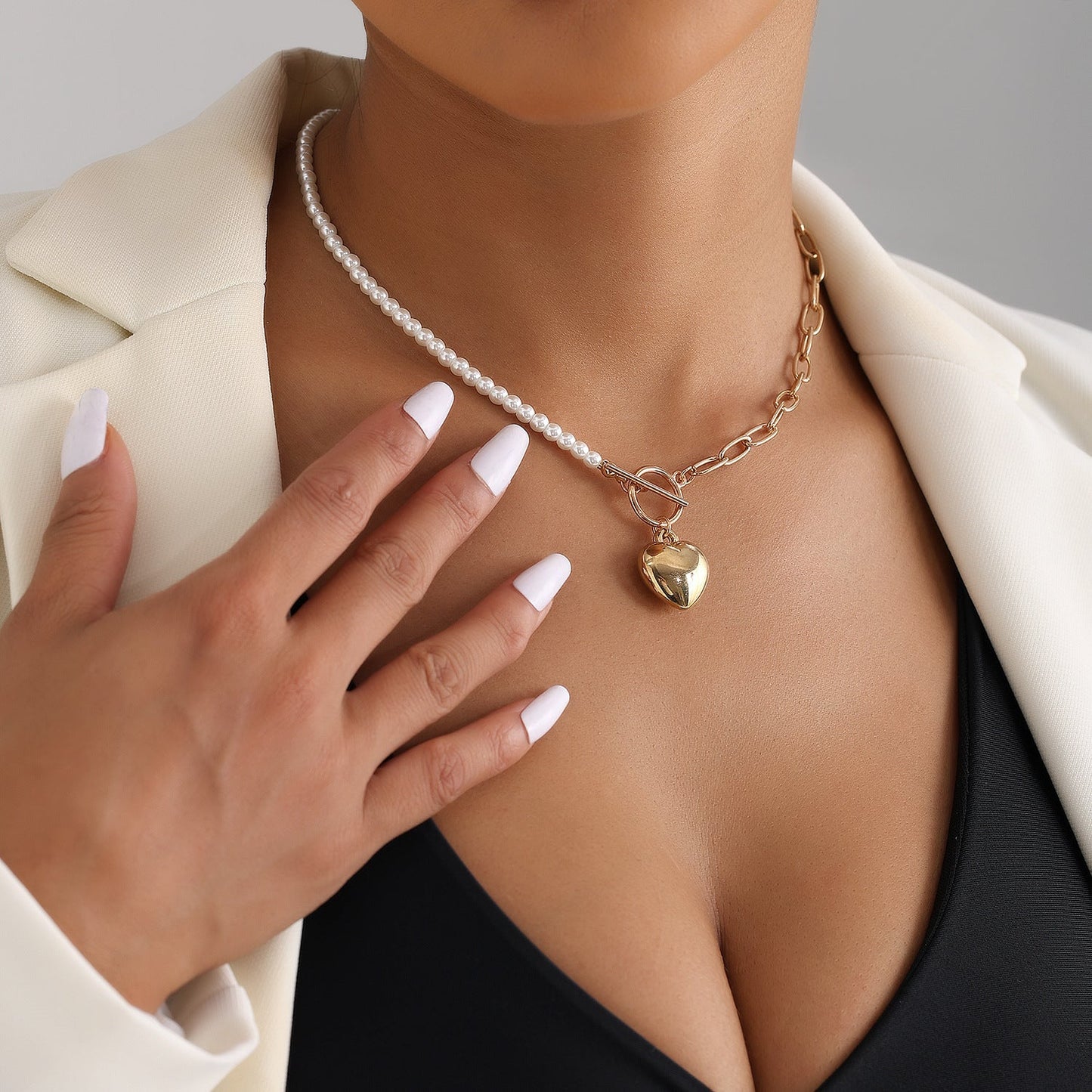 Multilayer Baroque Pearl Pendant Choker Necklace