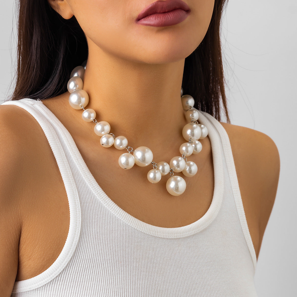 Delicate and Chunky Choker Necklace Pearl Statement Necklace
