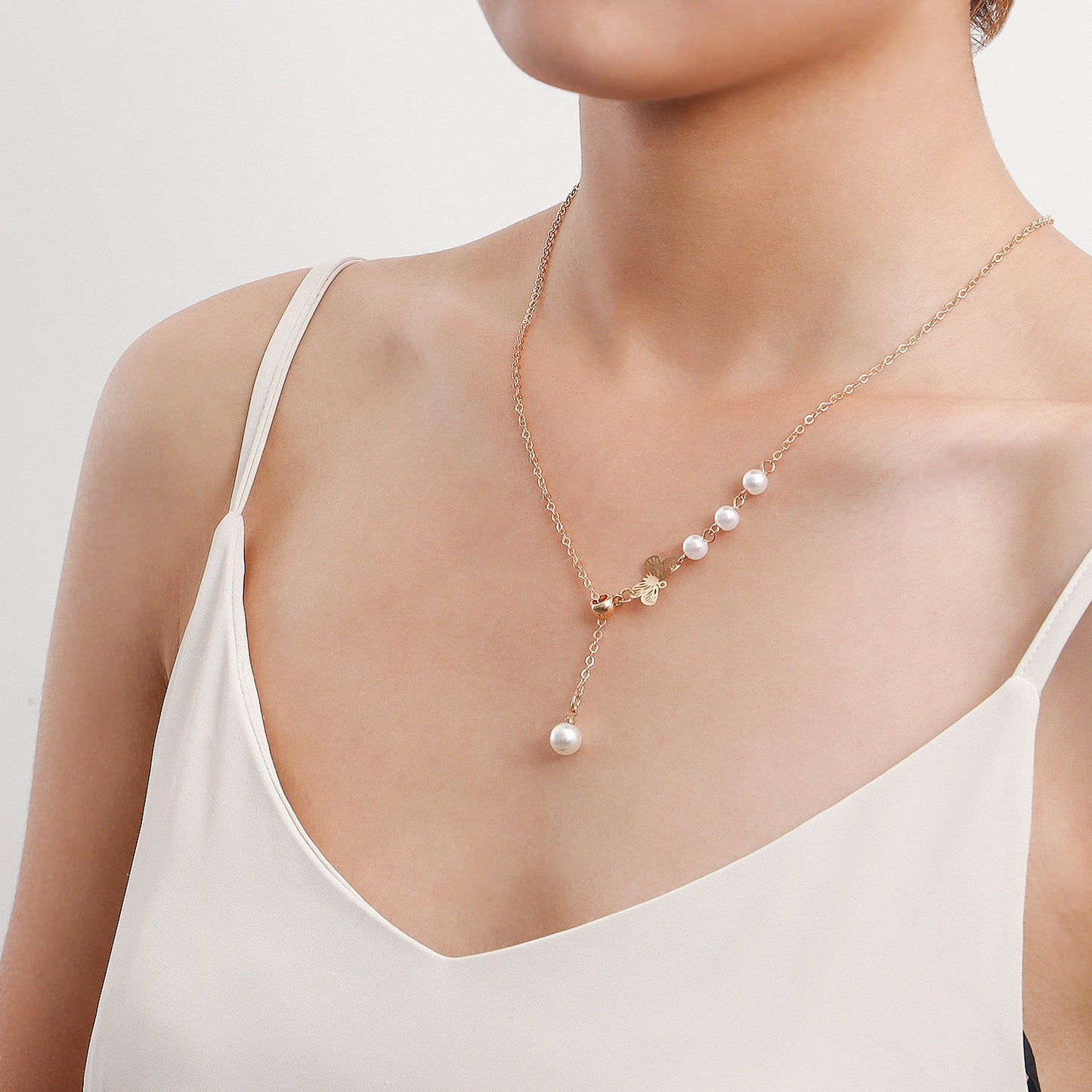 Butterfly Pearl Chain Necklaces