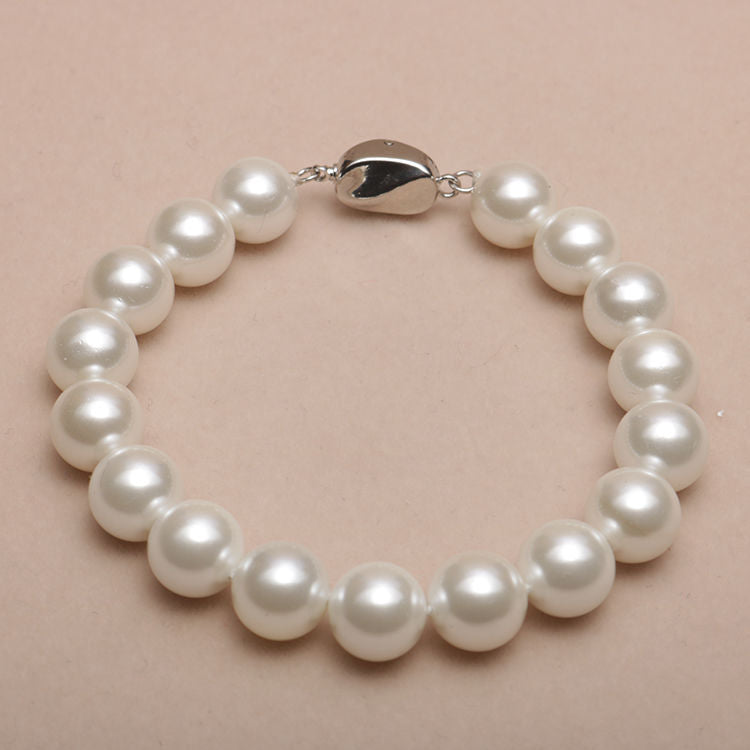 Elizabeth  Elastic Beaded Shell Pearl Bracelet